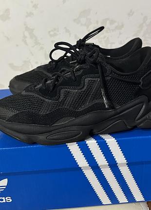 Кросівки adidas ozweego, розмір 39 1/3