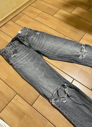 Сірі джинси stradivarius