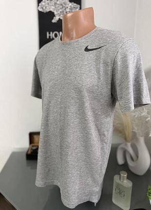 Футболка nike