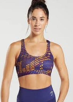 Спортивний топ бренду gymshark.