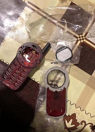 Комплектуючі для мобільних телефонів motorola v70 корпус