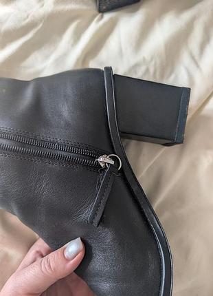 Шкір'яні ботильйоні zara 4