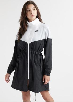 Жіноча подовжена вітровка плащ nike nsw windrunner parka оригінал розмір l