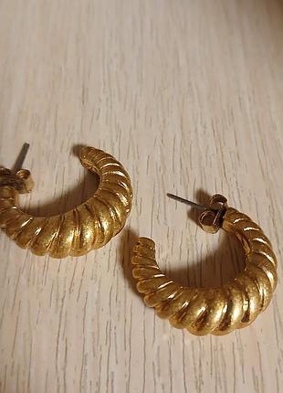 Серьги от zara