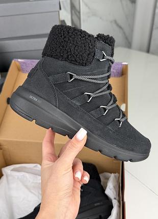 Теплі зимові черевики skechers serene dream