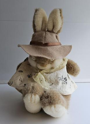 Vintage soft plush bunny. зайчик. кролик. винтажная игрушка.
