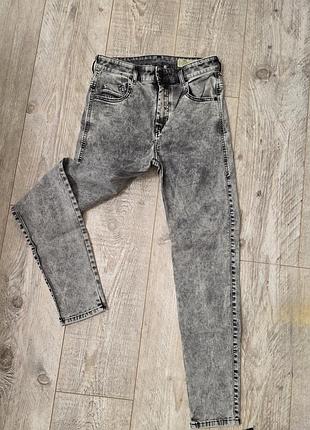 Джинси diesel slandy-high super-skinny з високою посадкою,розмір w27/l32