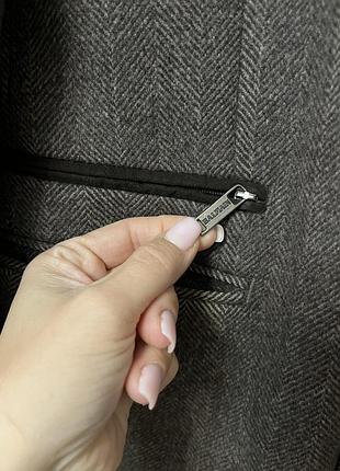 Чоловіче пальто balmain , розмір 46 5