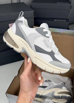 Легкі футуристичні кросівки skechers shadow