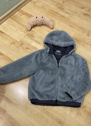 Шубка zara для дівчинки в сірому кольорі