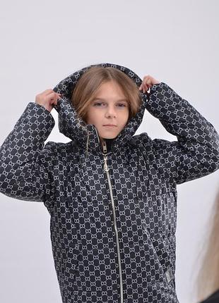 Куртка-жилет 2в1 для дівчинки останні розміри 134 та 152 см чорна