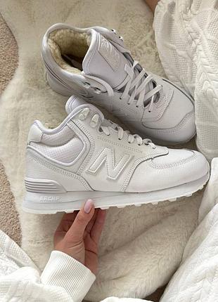 Зимові жіночі кросівки new balance 574 high winter fur white нью беланс білого кольору хутро