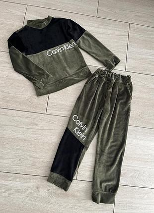 Спортивні костюм 2