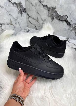 Чорні кросівки унісекс nike air force 1 low black winter fur x ейр форс 45