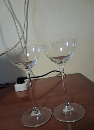 Келихи для ігристих вин (moscato, champagne), коктейлів (martini, cosmopolitan, sidecar), а також десертів.