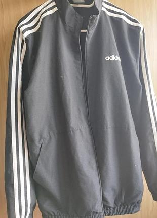 Чоловіча вітровка adidas чорна, розмір m