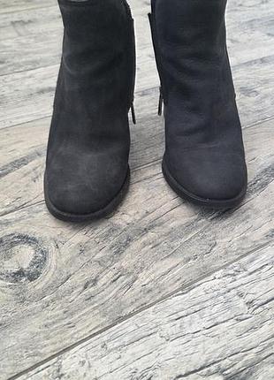 Ботильйони ugg 4