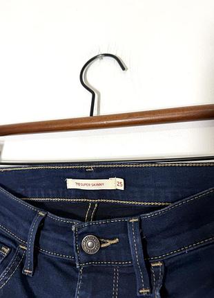 Темно-сині джинси скіні levis 710 3