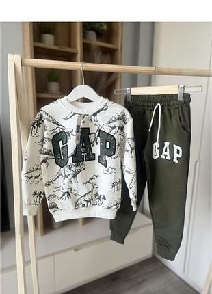 Красивезний костюмчик від gap🔥