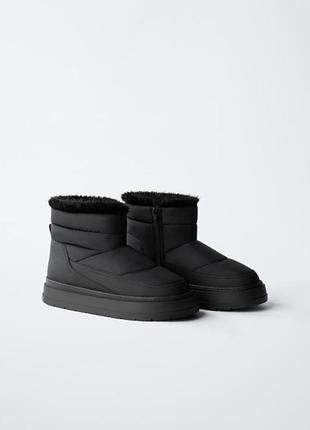 Чоботи жіночі zara зимові водонепроникні, чорні, розмір 32