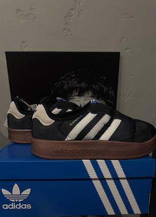 Adidas puffylette samba 43