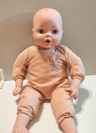 Кукла пупс большая, рост 47см, мякотила, в красивом состоянии, интерактивная, на батарейках, в комди нажимая на кнопку в куколки стукнул сердечко ❤️