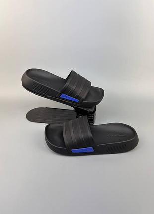 Спортивні шльопанці adidas racer tr slides
