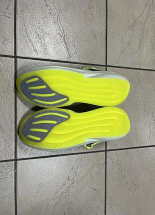 Кроссовки adidas 46 р 2