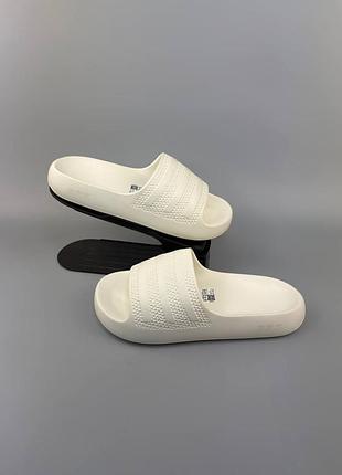 Женские шлепанцы-моноблоки adidas adilette ayoon