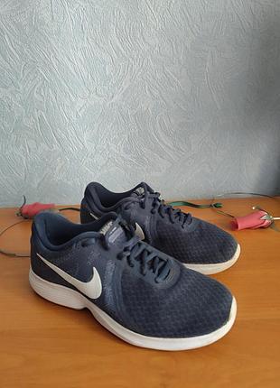 Кросівки жіночі nike revolution сині
