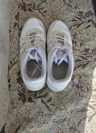 Кросівки nike шкіряні білі