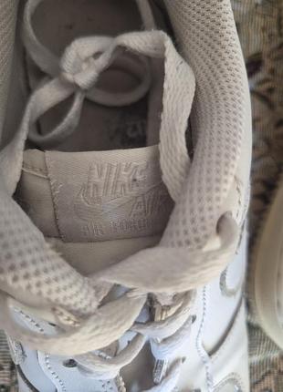 Кросівки nike шкіряні білі,39 размер ,по стельке 25 см 4