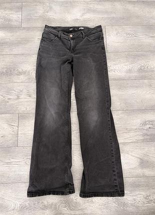Чорні джинси bootcut