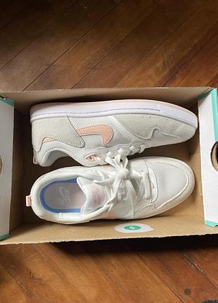 Nike sb. 38 8