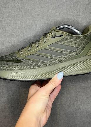 Кроссовки adidas 46 р оригинал