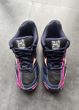 Кросівки жіночі mizuno wave bolt 6 5