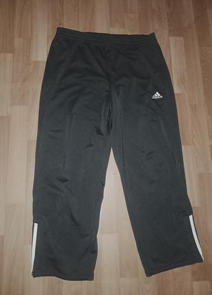 Винтажные спортивные штаны adidas являются оригинальным фабричным изделием размер usk 44/46