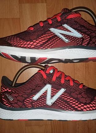 Кроссовки new balance fuelcore agility v2 размер 40.5-41 длина потолков 26-26.5 см