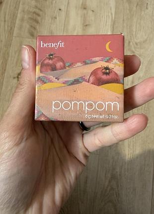 Пудрові рум'яна benefit cosmetics у відтінку pompom 6g