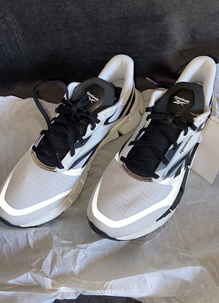 Кроссовки reebok floatzig 1 / 43 размер