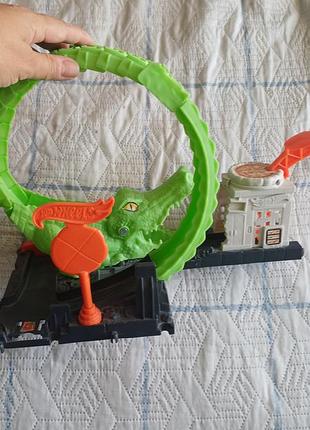 Трек для машинок hot wheels