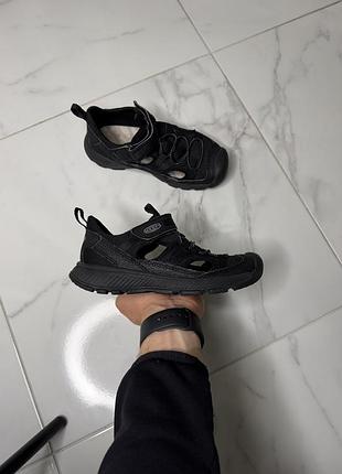 Дитячі трекінгові сандалі / аквашузи keen (розмір 31)