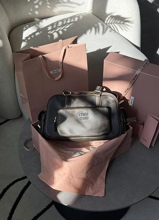 Сумка pocket nappa leather top-handle bag coffee 3