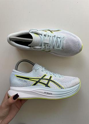 Кросівки asics magic speed 2