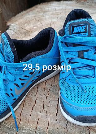 Кросівки для підлітків nike сині 29.5 розмір