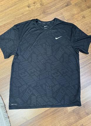Футболка nike