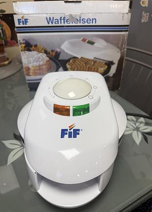 Электровафельница бренда fif