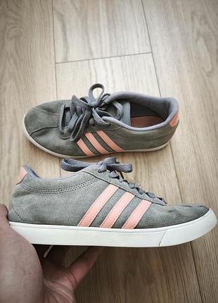 Кросівки жіночі adidas courtset w сірі з рожевим