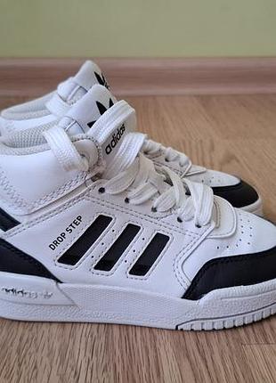 Кроссовки высокие adidas 28p