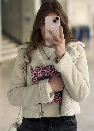 Дублянка stradivarius світла